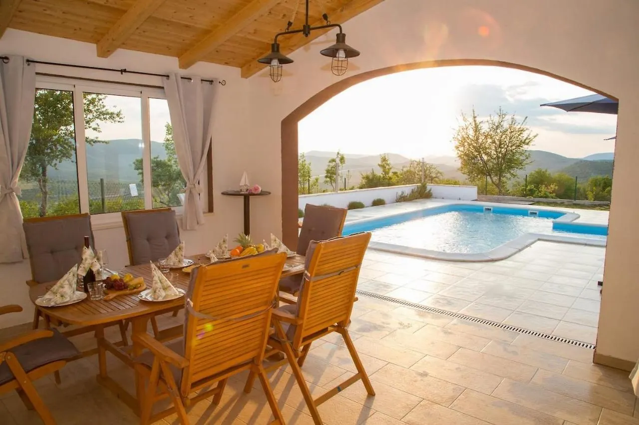 Villa Afrodita Lecevica 0*,